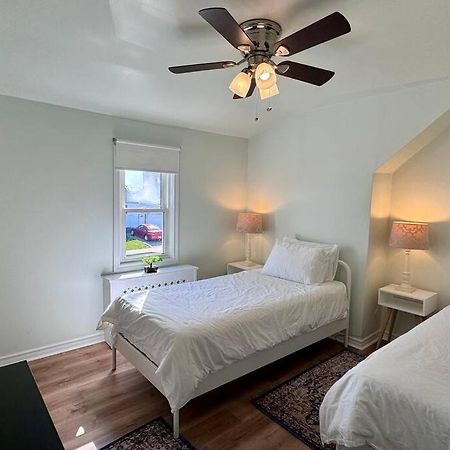Near The Falls Two Bedroom - 5 Min Walk To Clifton Niagara Falls Exteriér fotografie
