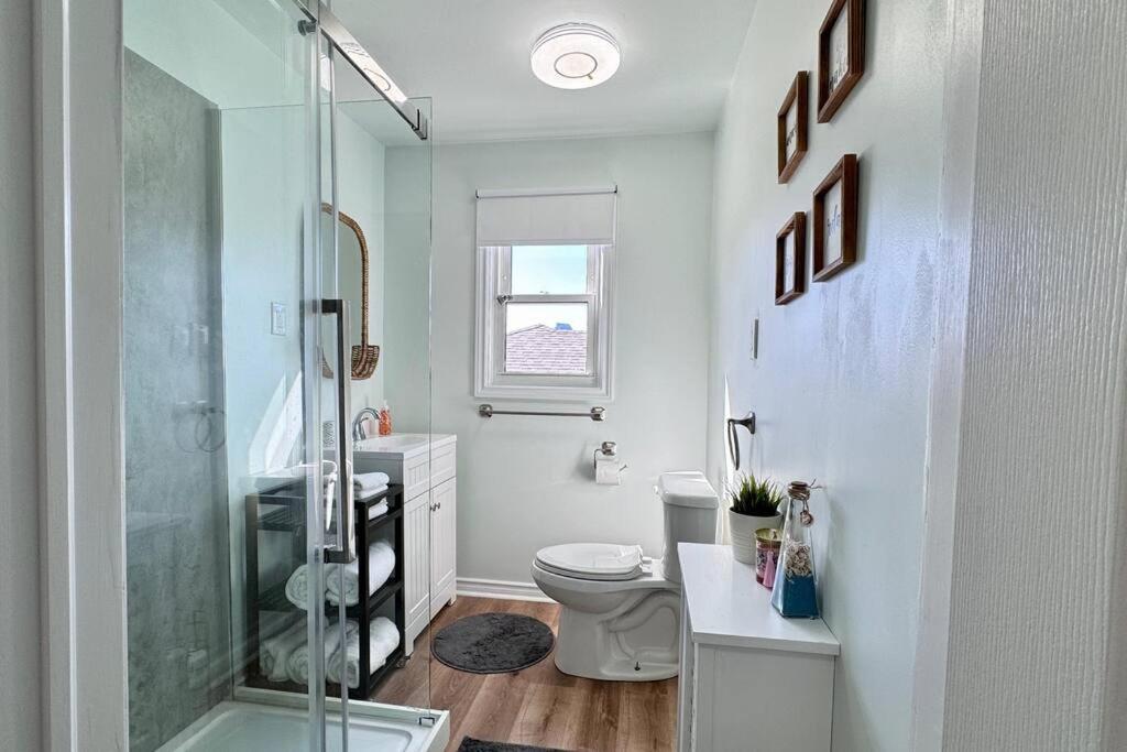 Near The Falls Two Bedroom - 5 Min Walk To Clifton Niagara Falls Exteriér fotografie